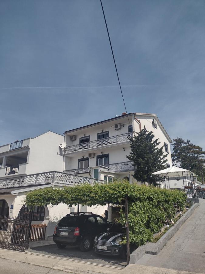 Apartments Vita Novi Vinodolski Exterior foto