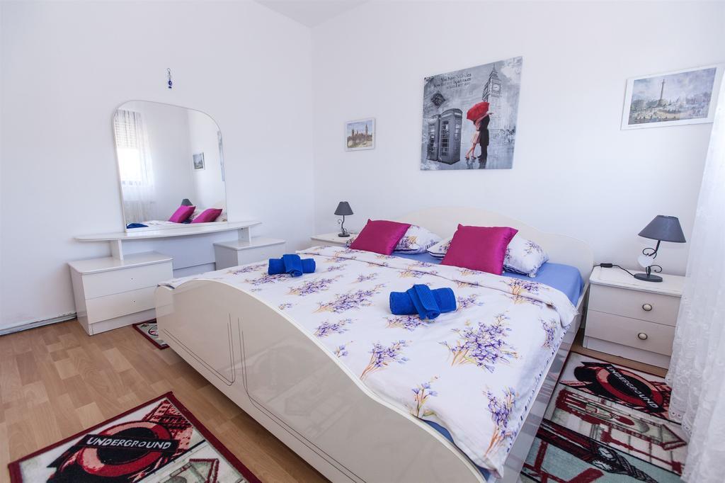 Apartments Vita Novi Vinodolski Quarto foto