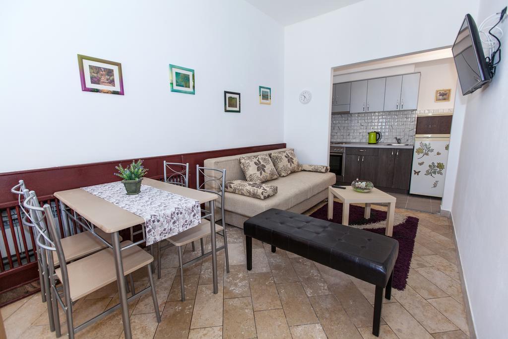 Apartments Vita Novi Vinodolski Quarto foto