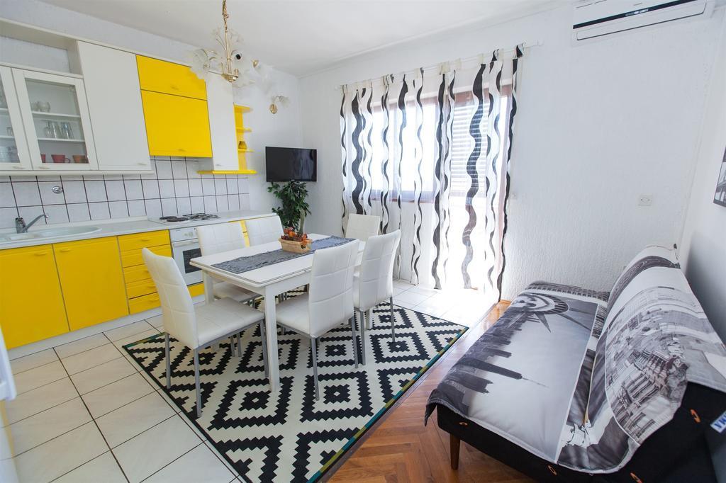 Apartments Vita Novi Vinodolski Quarto foto